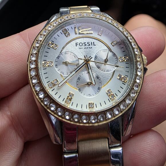 Fossil Women ES2521 Riley Silver Dial Multifunction Pave Bezel Quartz Watch 7" - Picture 2 of 14